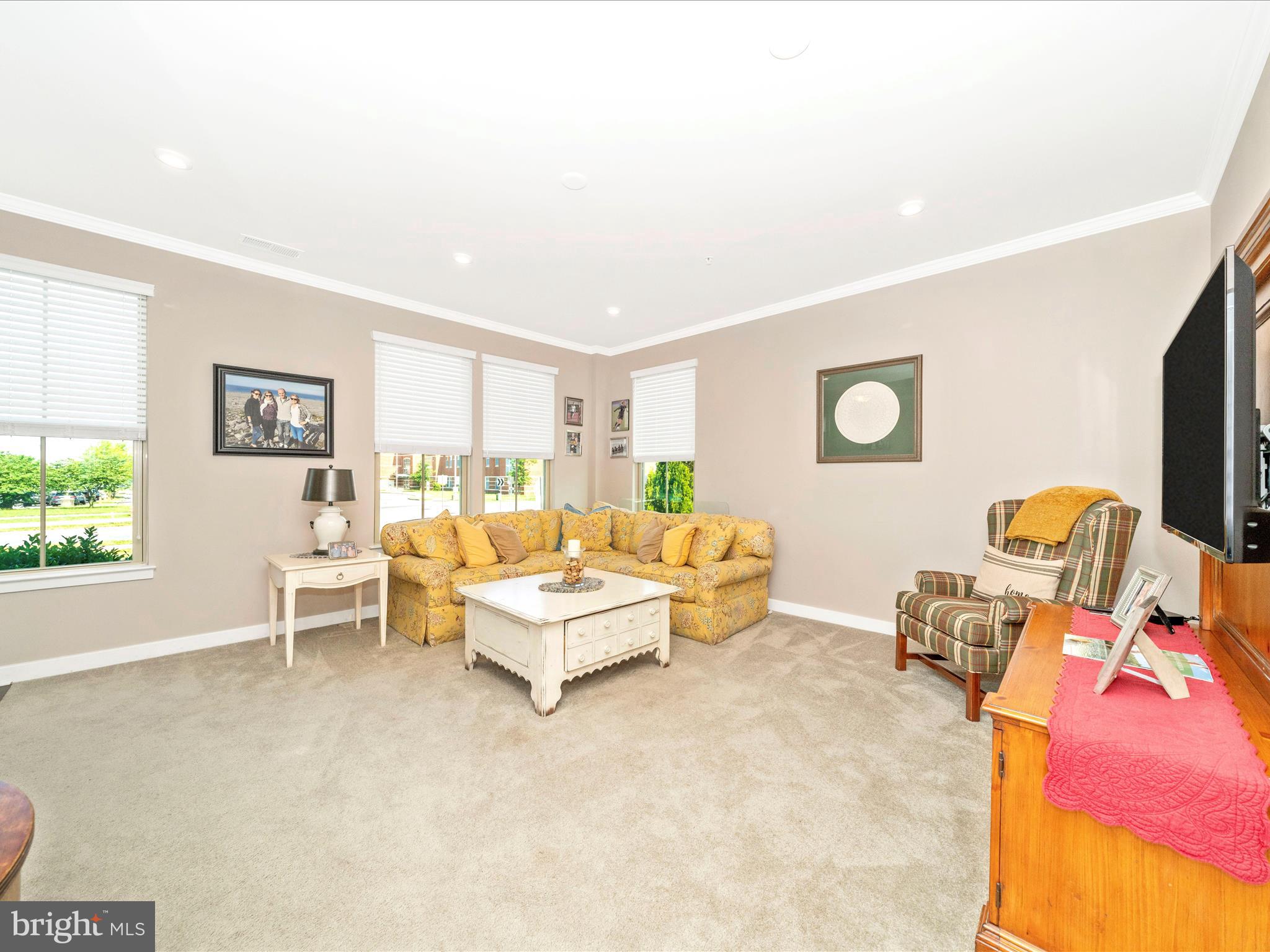 5831 EAGLEHEAD DRIVE