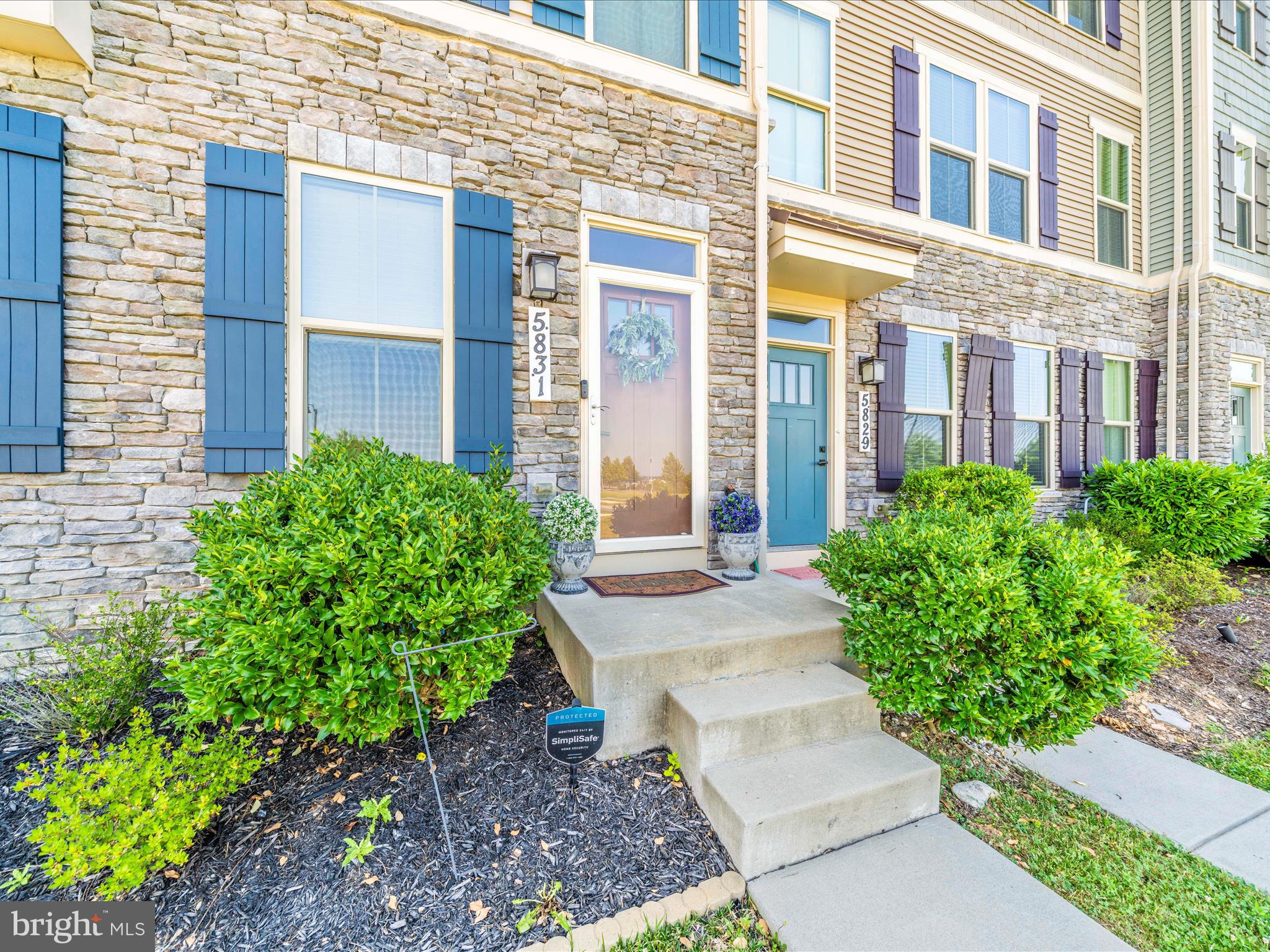 5831 EAGLEHEAD DRIVE