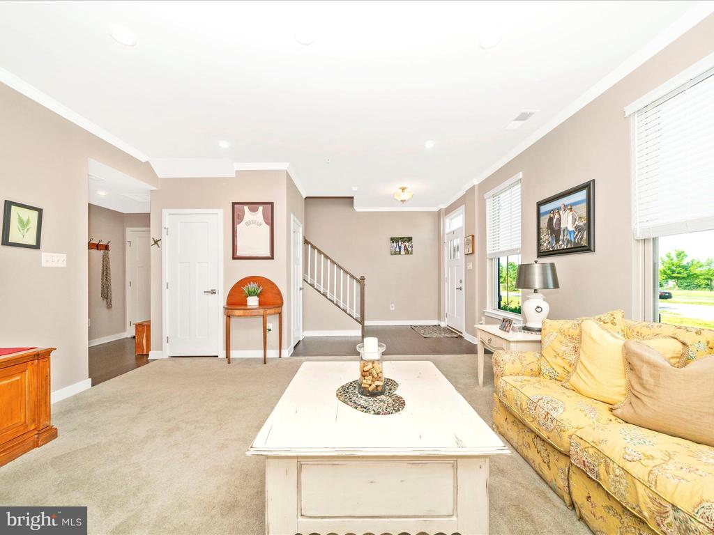 5831 EAGLEHEAD DRIVE