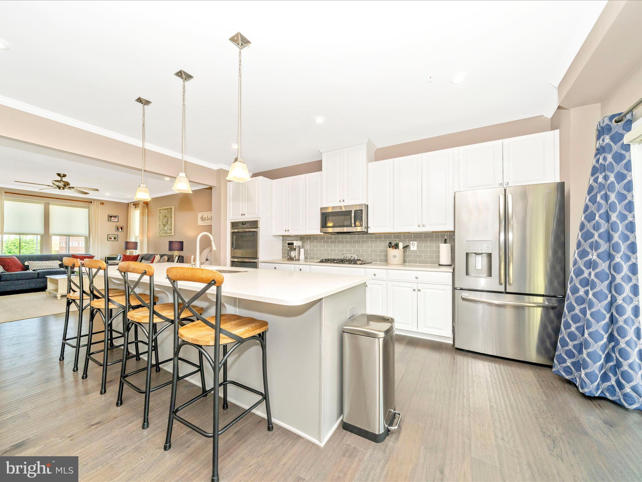 5831 EAGLEHEAD DRIVE