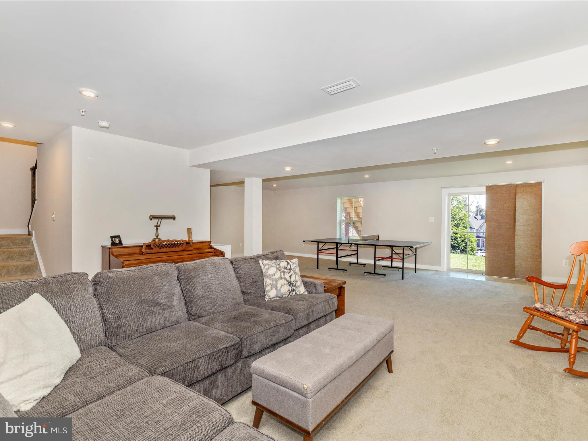 6879 WOODRIDGE ROAD