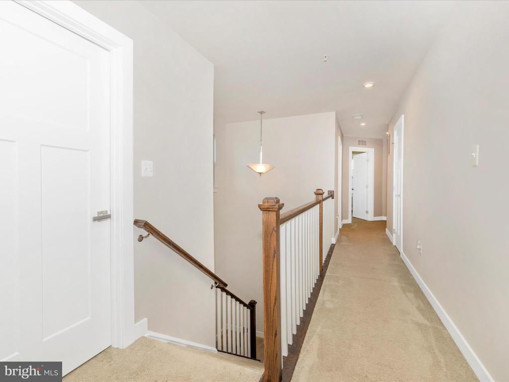 6879 WOODRIDGE ROAD