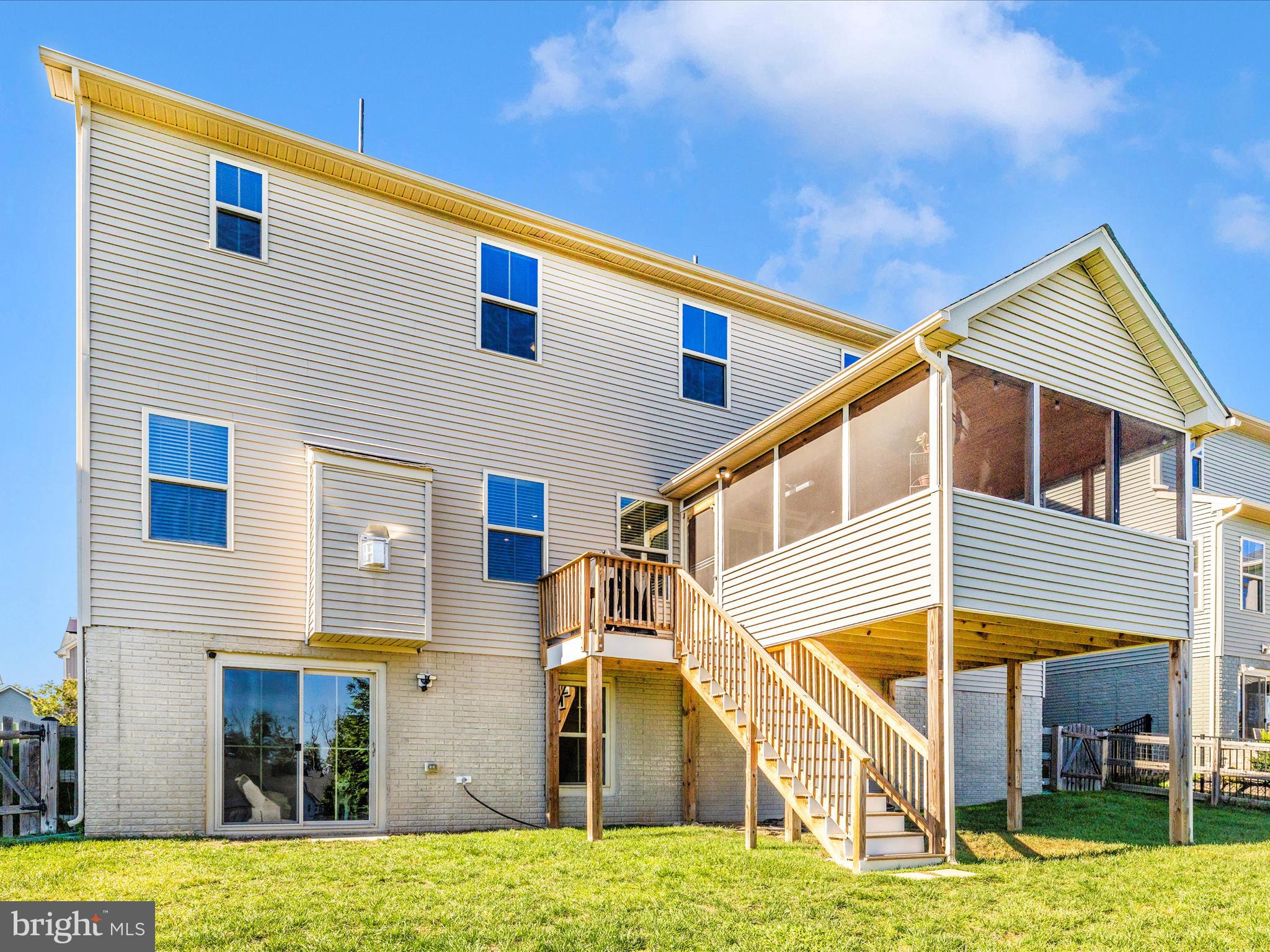6879 WOODRIDGE ROAD