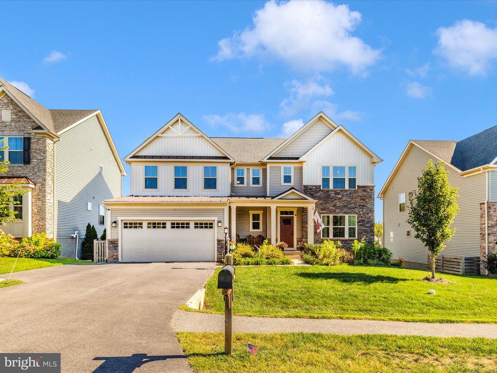 6879 WOODRIDGE ROAD