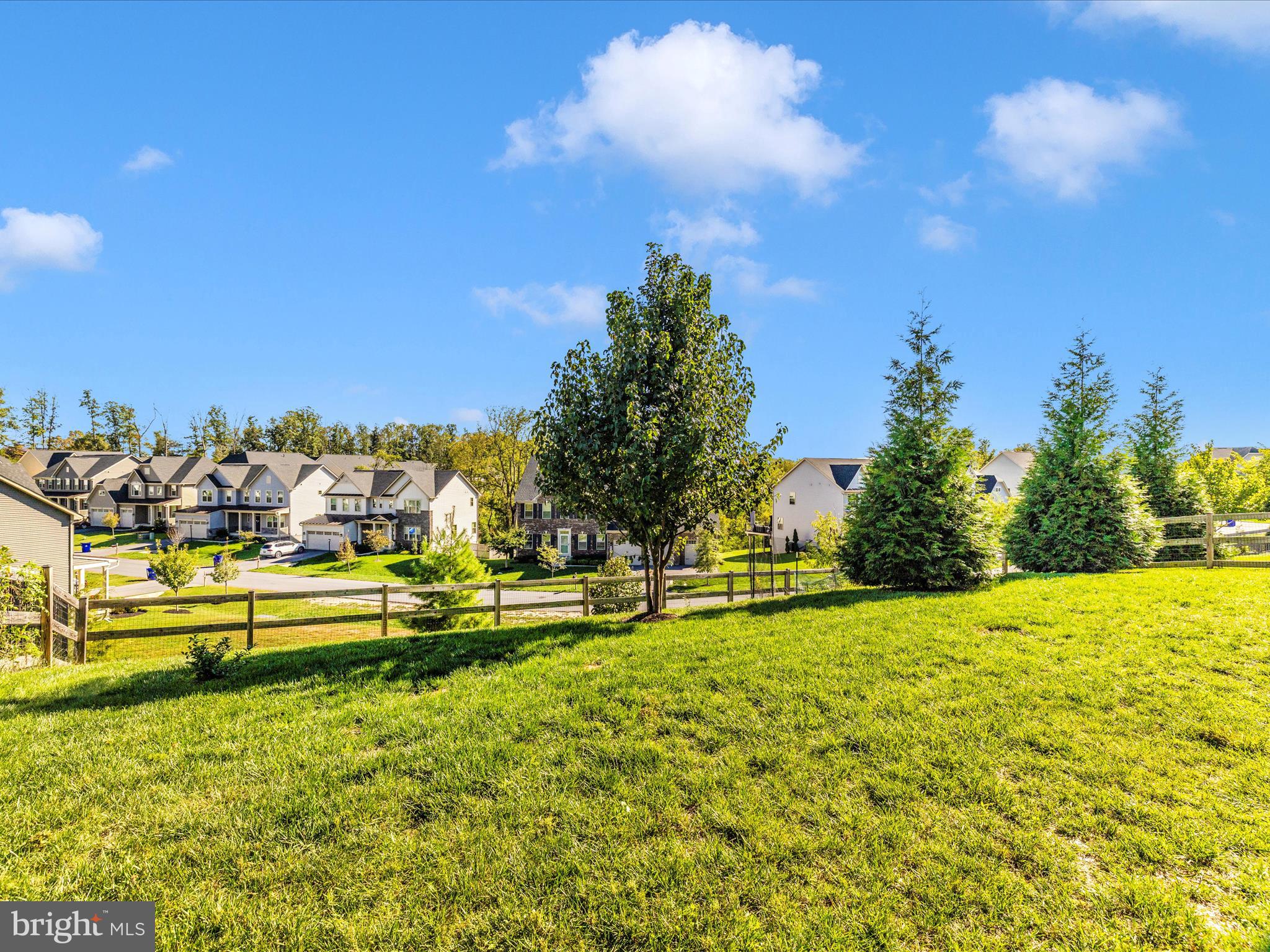 6879 WOODRIDGE ROAD