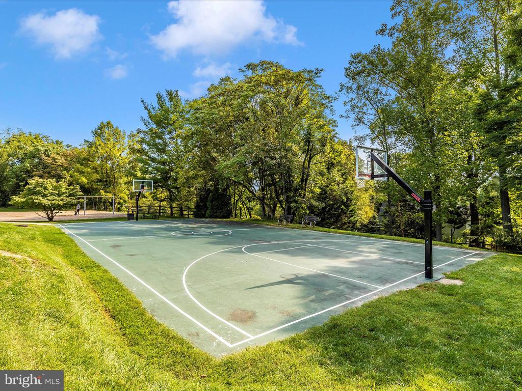 6879 WOODRIDGE ROAD