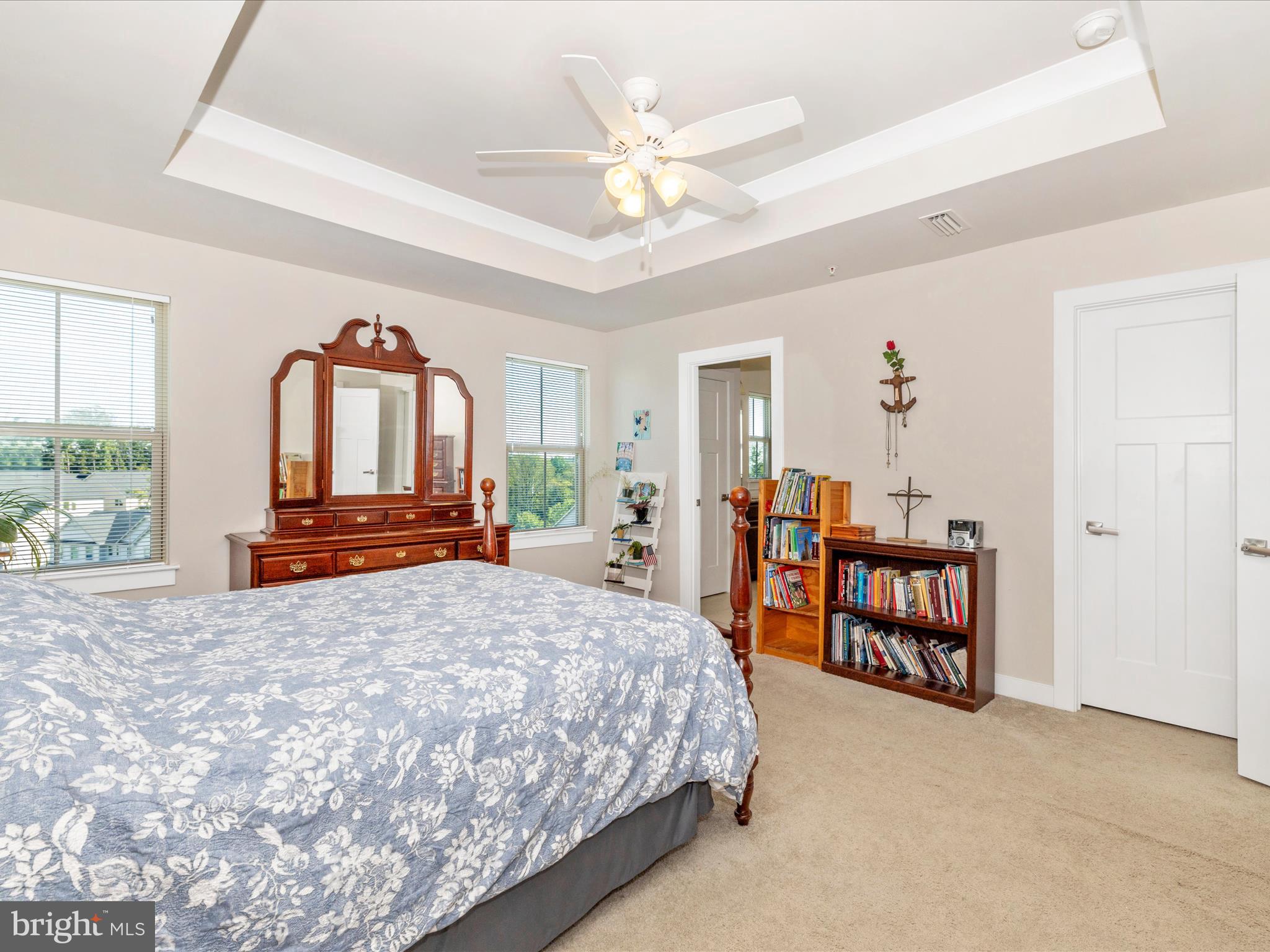 6879 WOODRIDGE ROAD