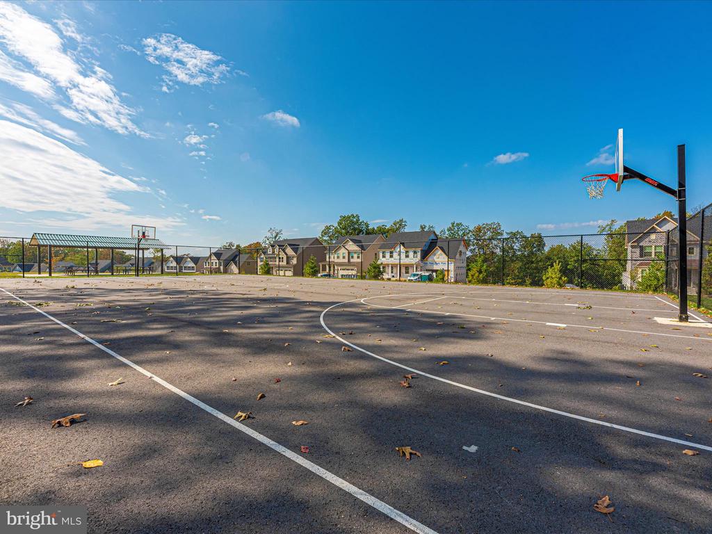 6879 WOODRIDGE ROAD