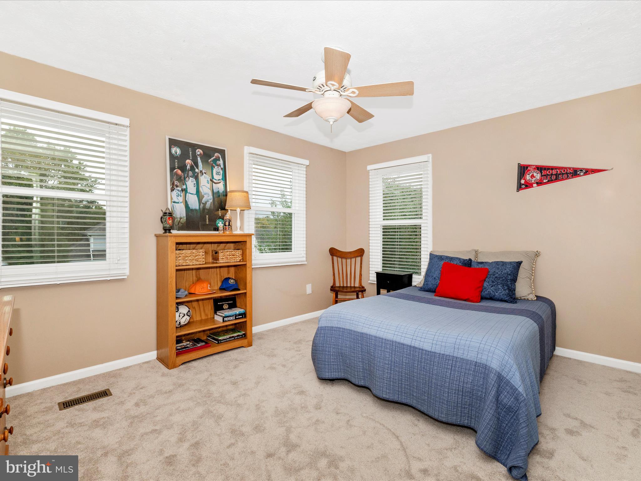 6115 HUCKLEBERRY WAY
