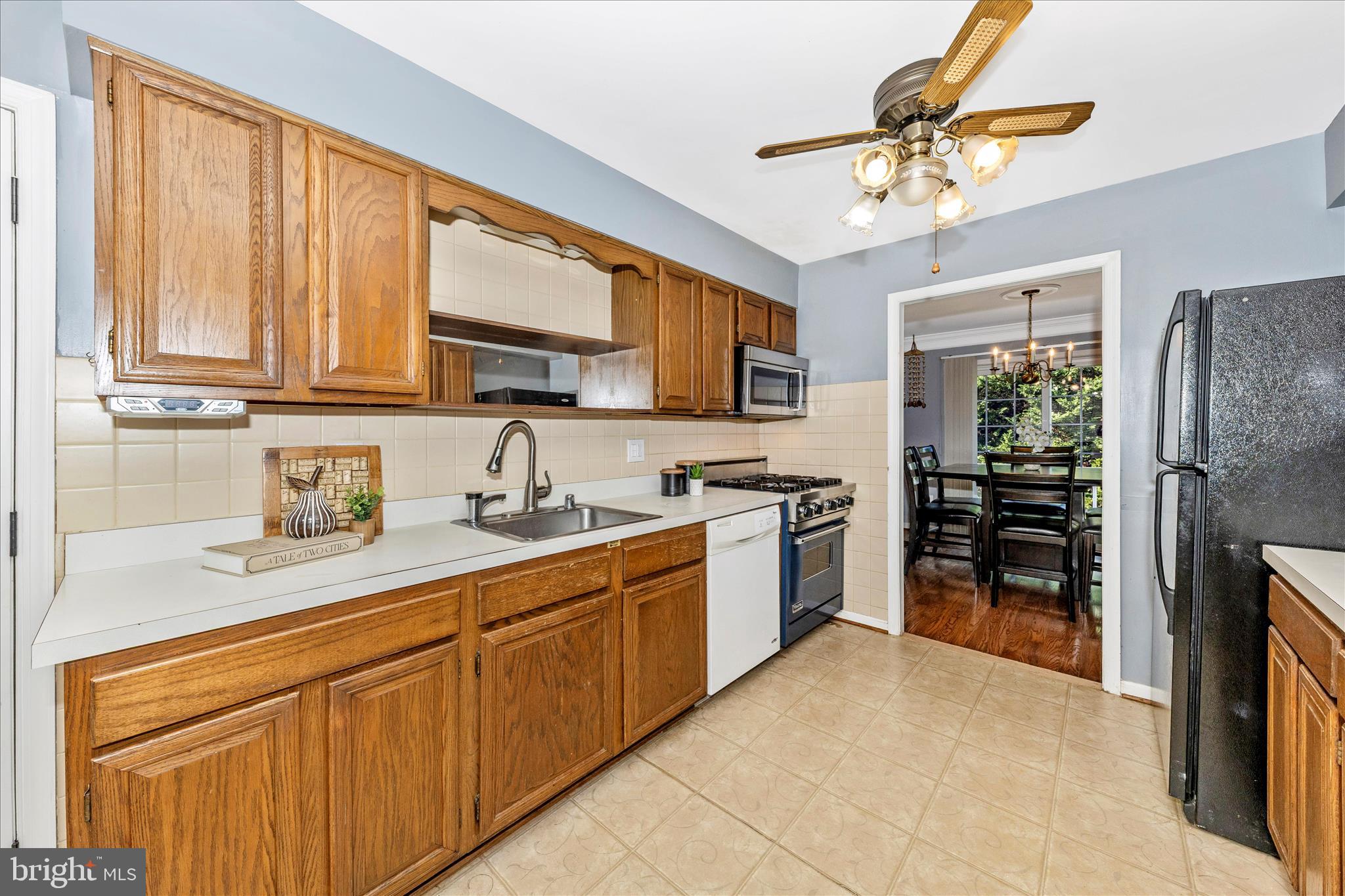 3479 PLEASANT GROVE DRIVE