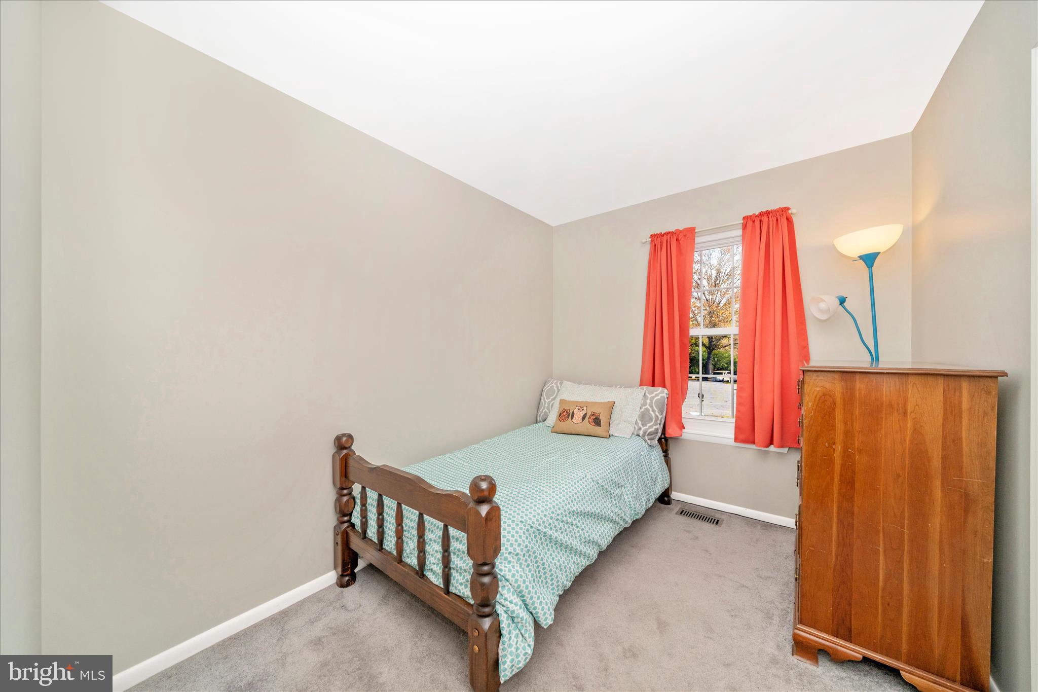 11023 HORSESHOE DRIVE