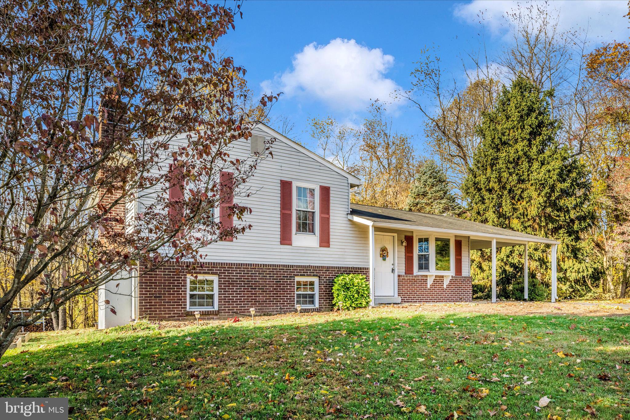 11023 HORSESHOE DRIVE