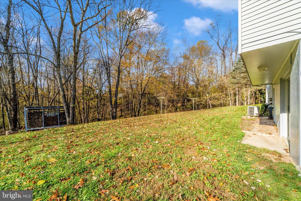 11023 HORSESHOE DRIVE
