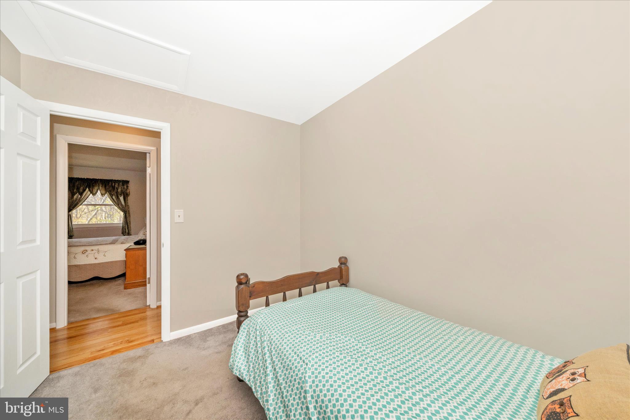 11023 HORSESHOE DRIVE