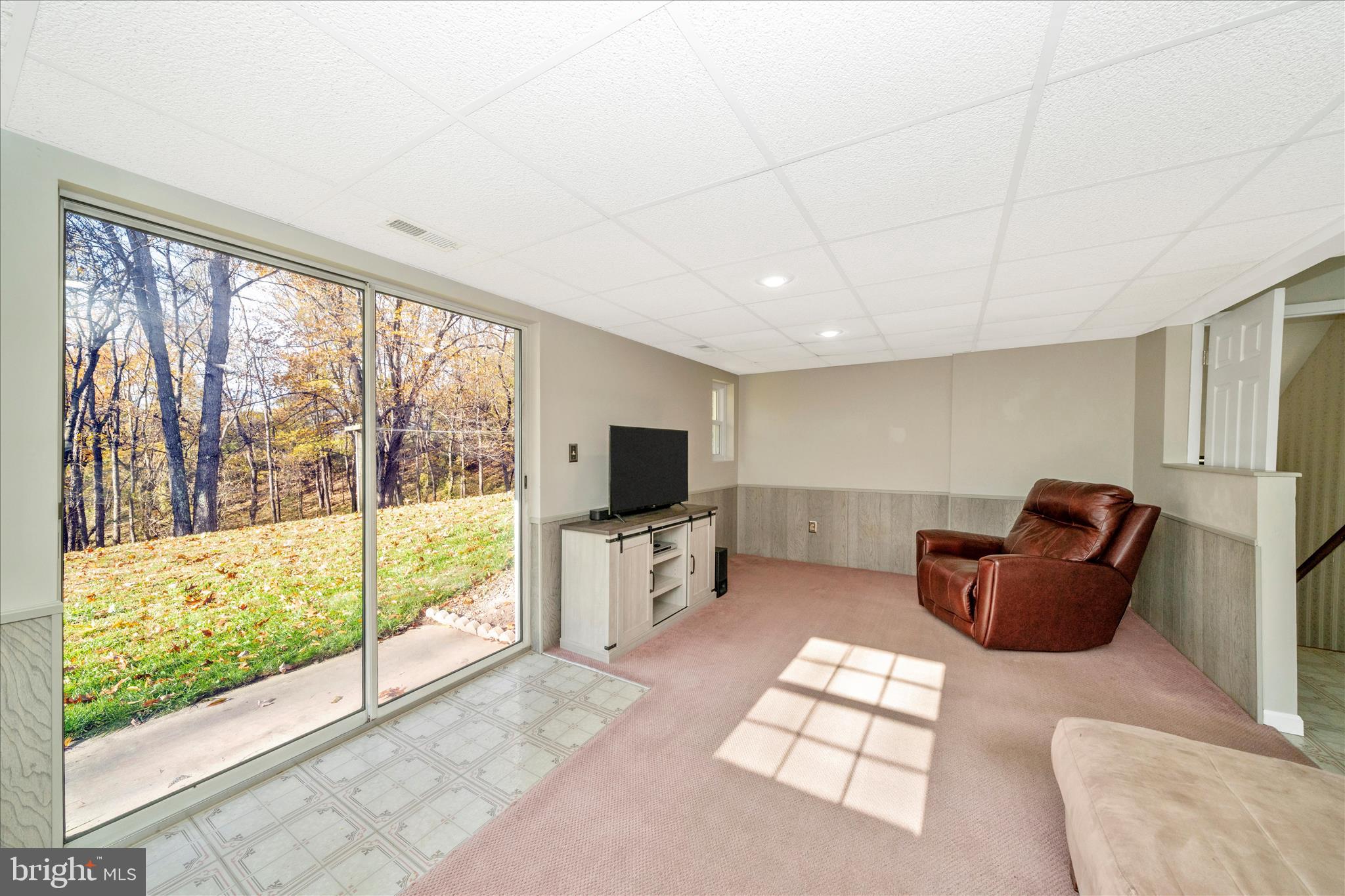 11023 HORSESHOE DRIVE