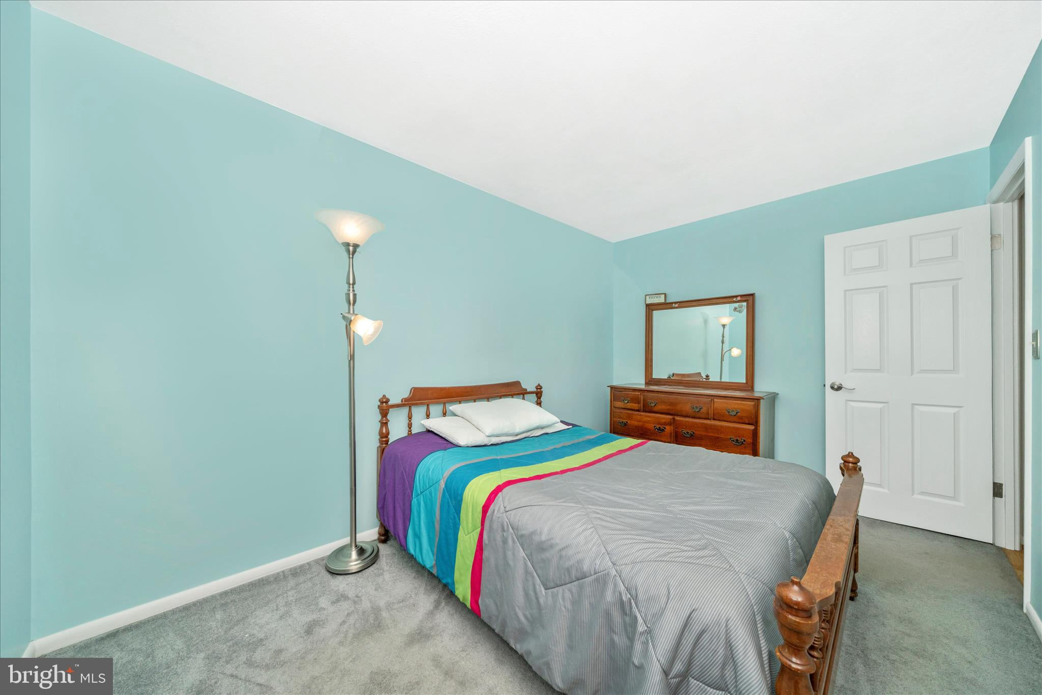 11023 HORSESHOE DRIVE