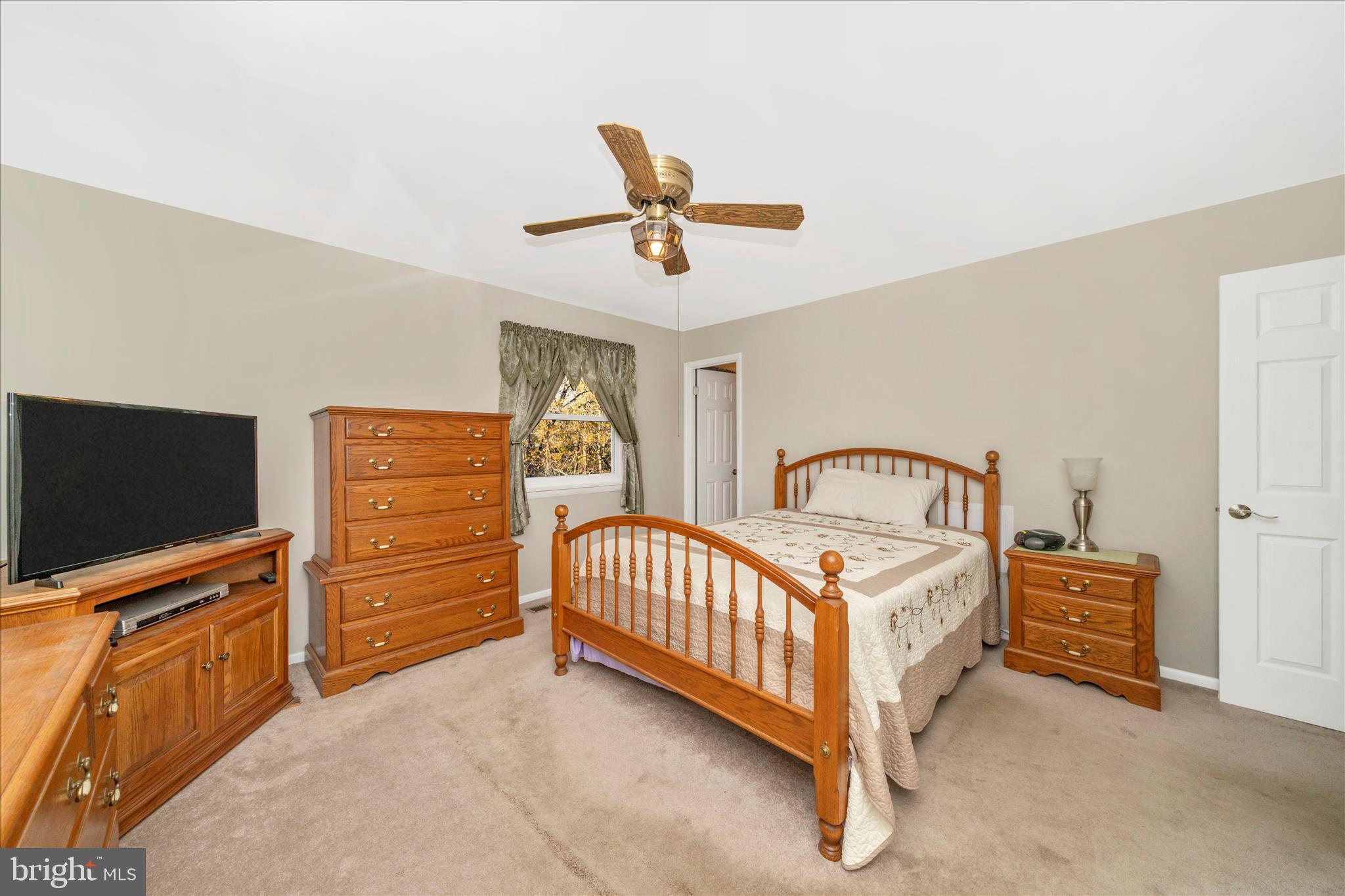 11023 HORSESHOE DRIVE