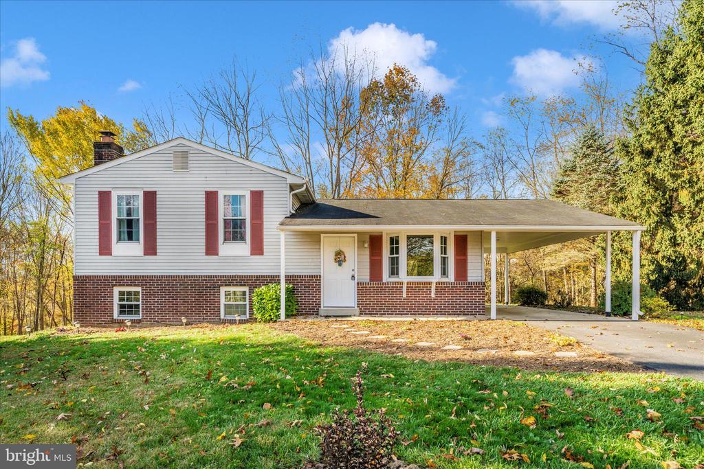 11023 HORSESHOE DRIVE