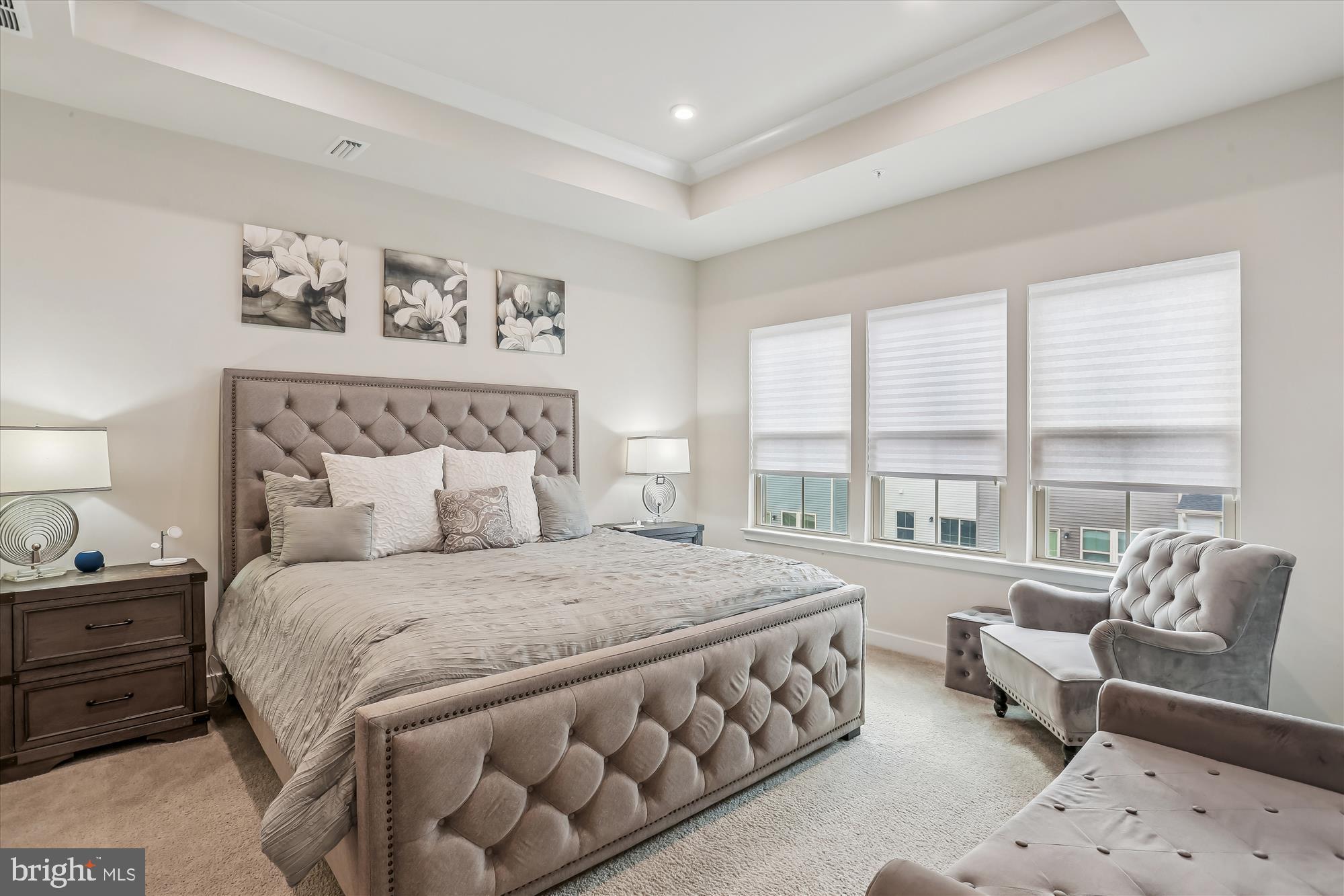 5912 GARDEN WALK DRIVE