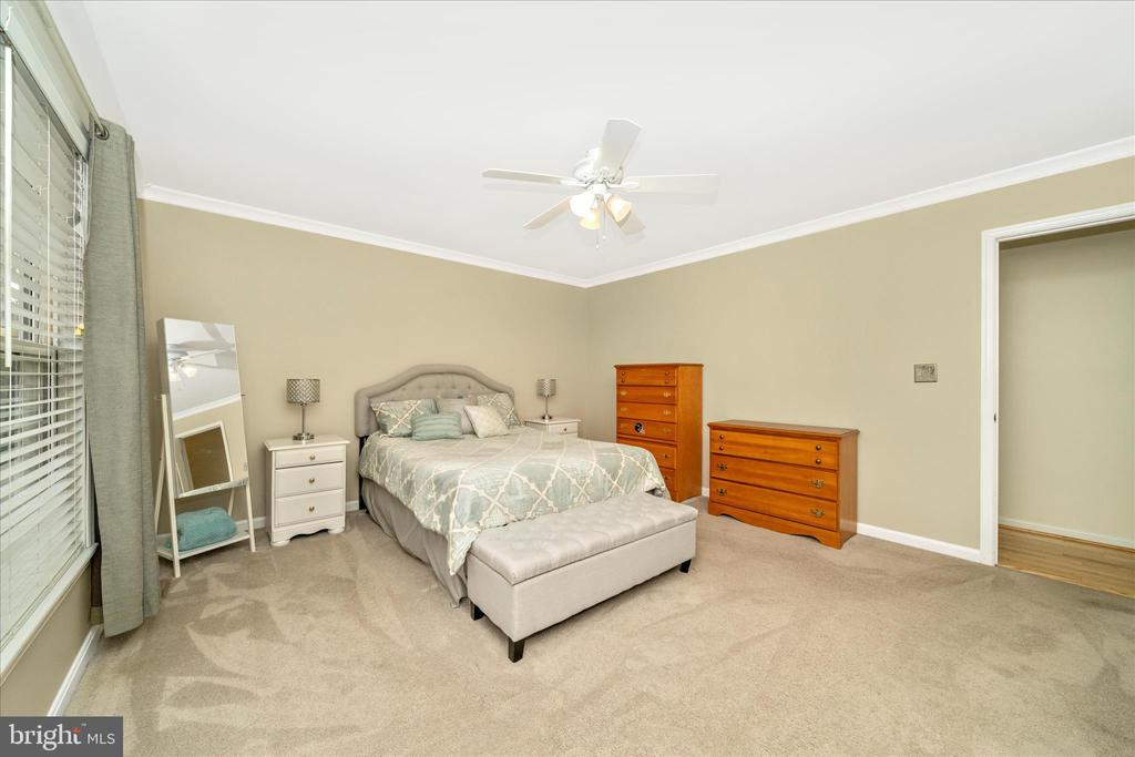 903 WINDING WAY