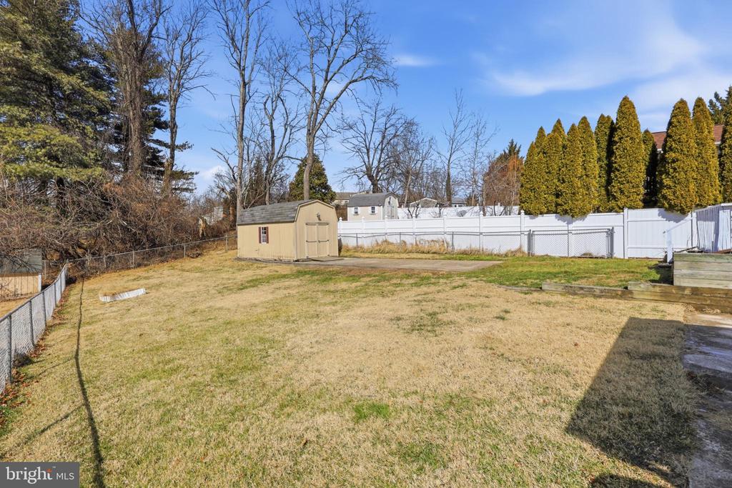 213 WINTERGREEN LANE