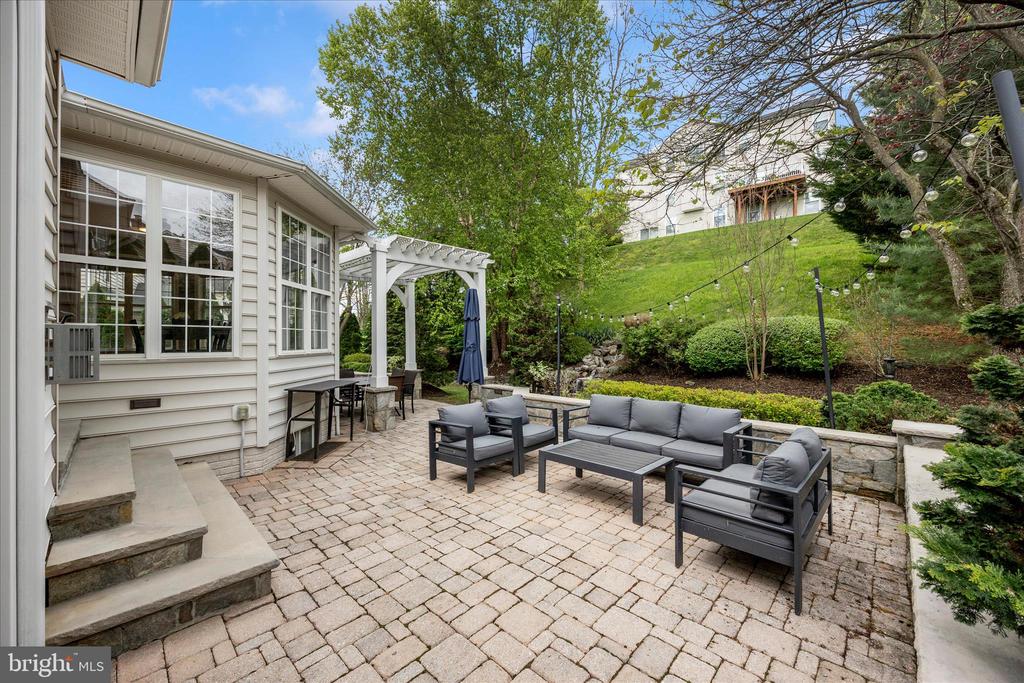 11007 COUNTRY CLUB ROAD