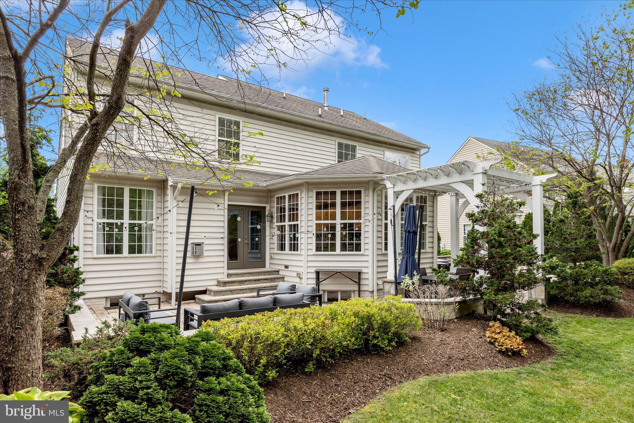 11007 COUNTRY CLUB ROAD