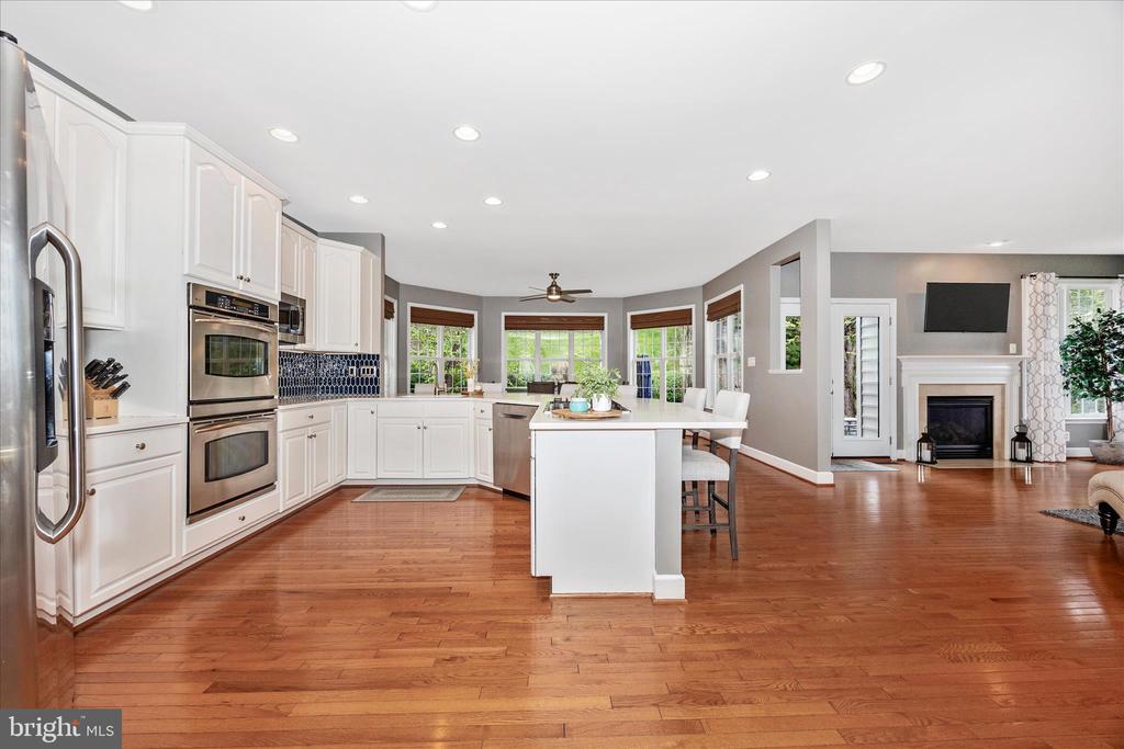 11007 COUNTRY CLUB ROAD