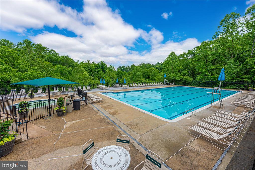 11007 COUNTRY CLUB ROAD