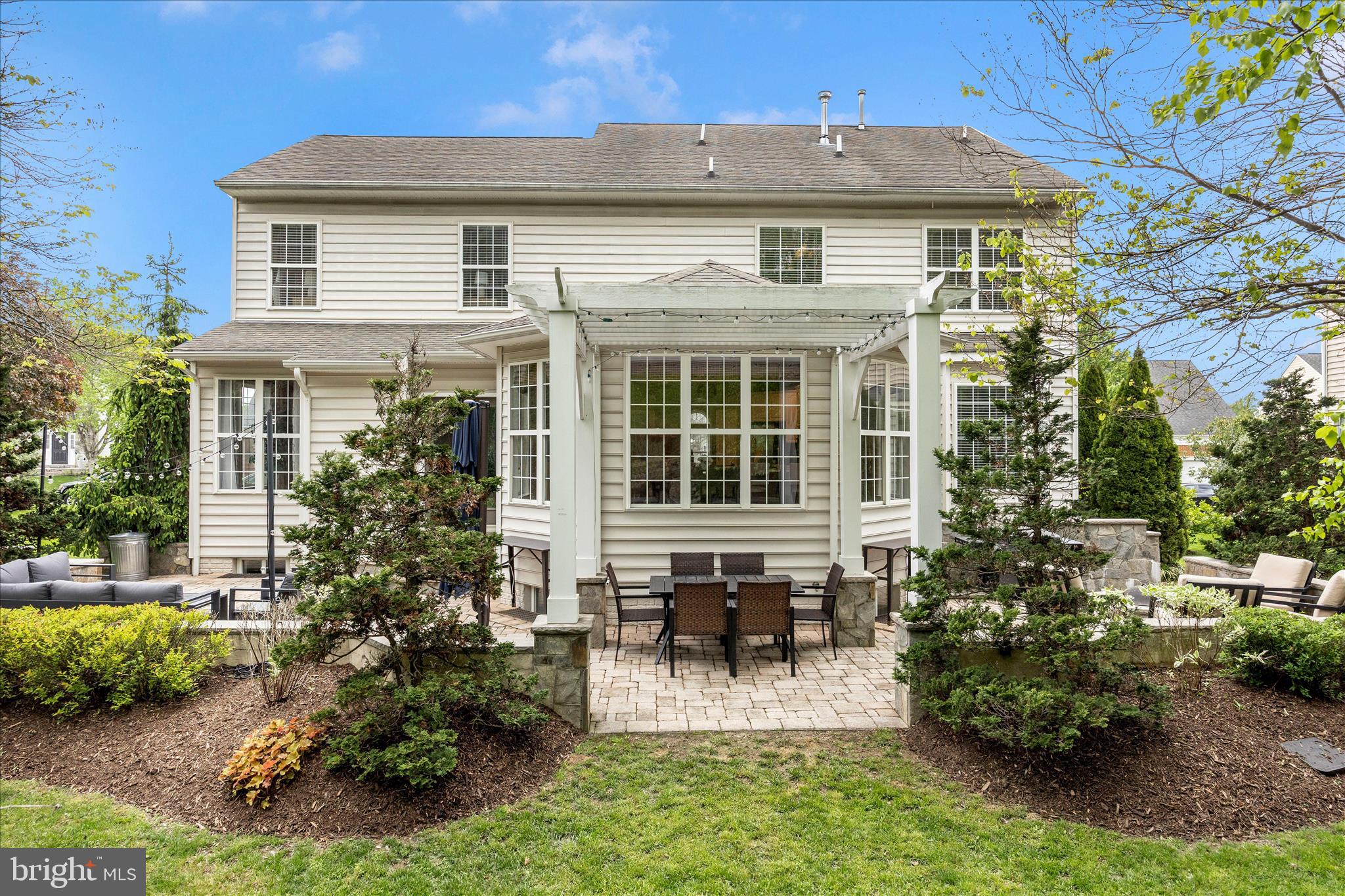 11007 COUNTRY CLUB ROAD