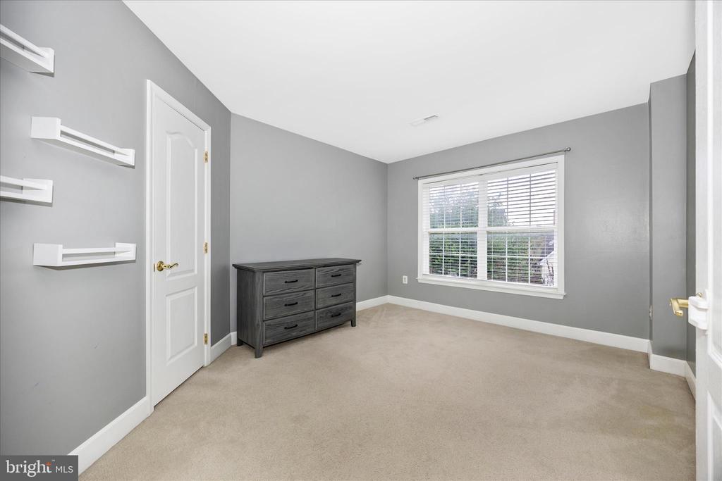 11007 COUNTRY CLUB ROAD