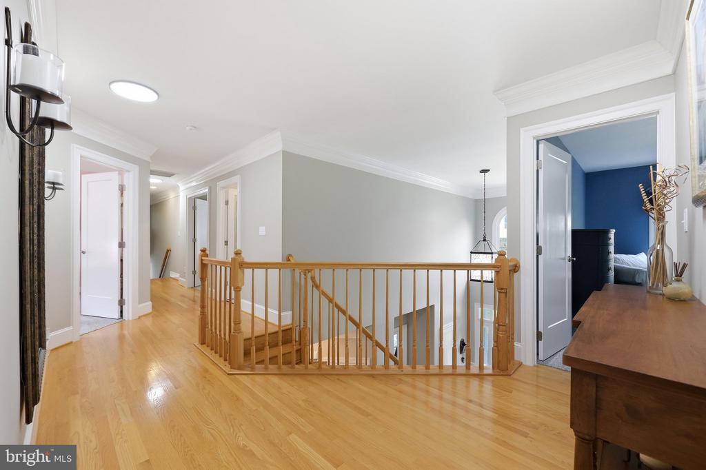9638 WOODLAND ROAD