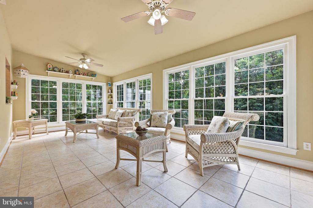 9638 WOODLAND ROAD