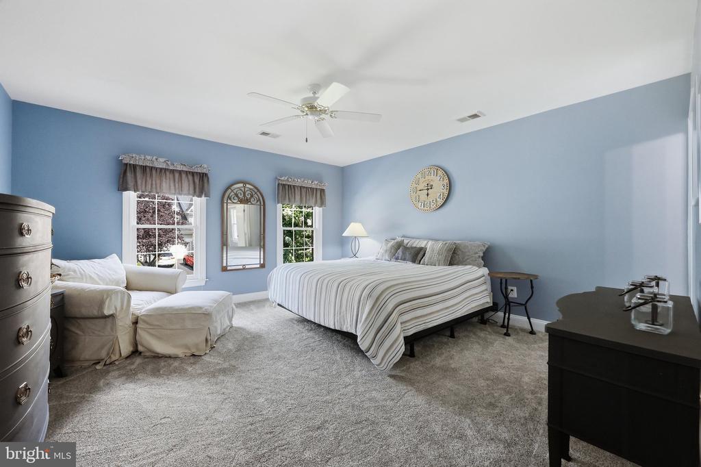 9638 WOODLAND ROAD