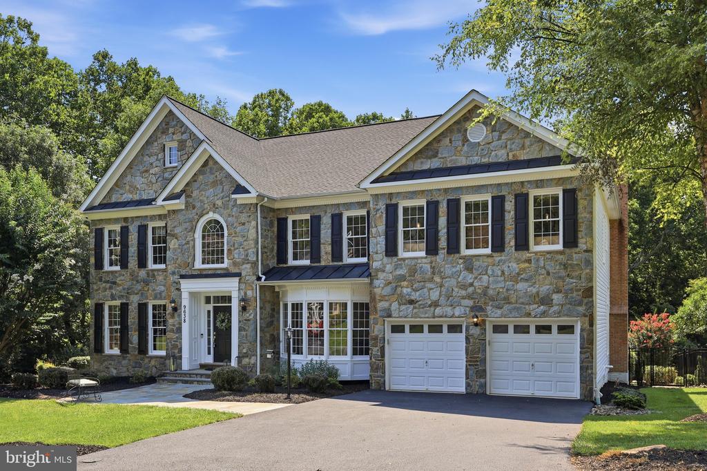 9638 WOODLAND ROAD