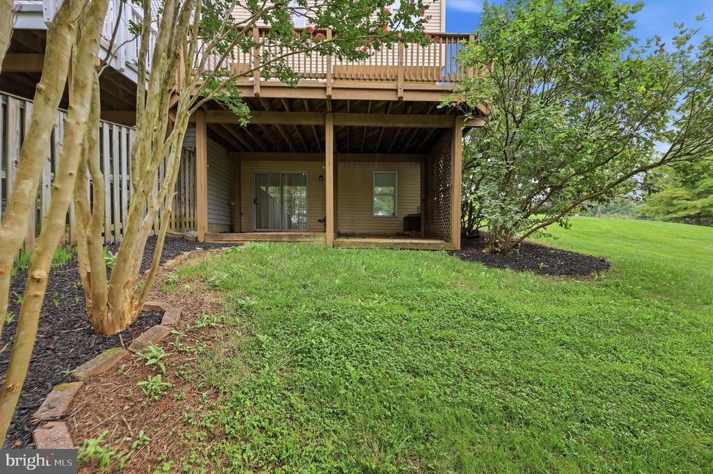 8850 BRIARCLIFF LANE