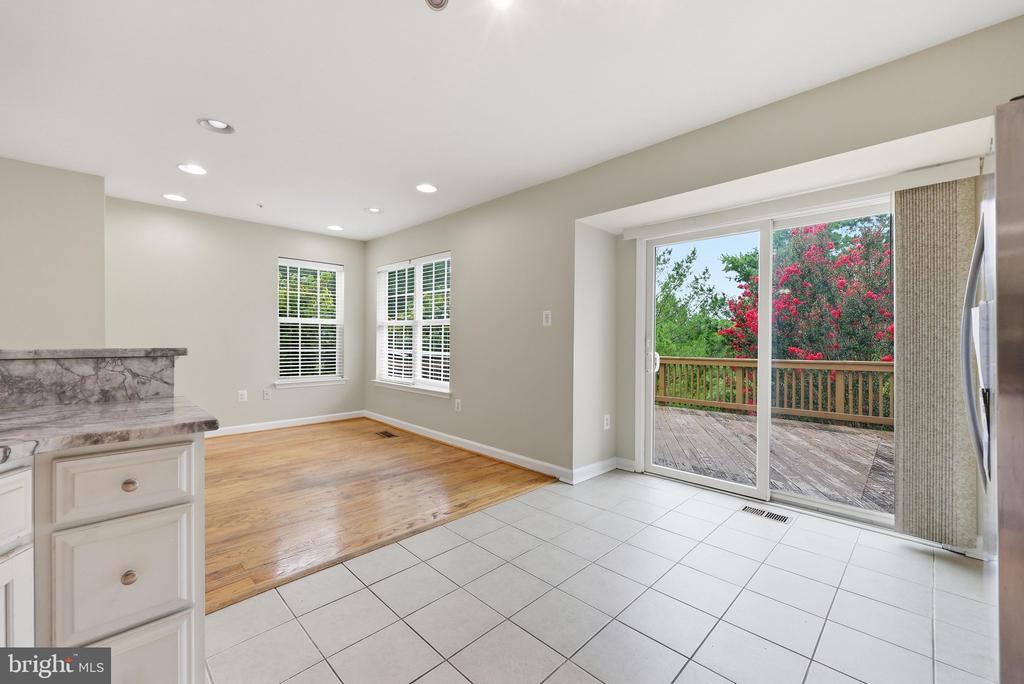8850 BRIARCLIFF LANE