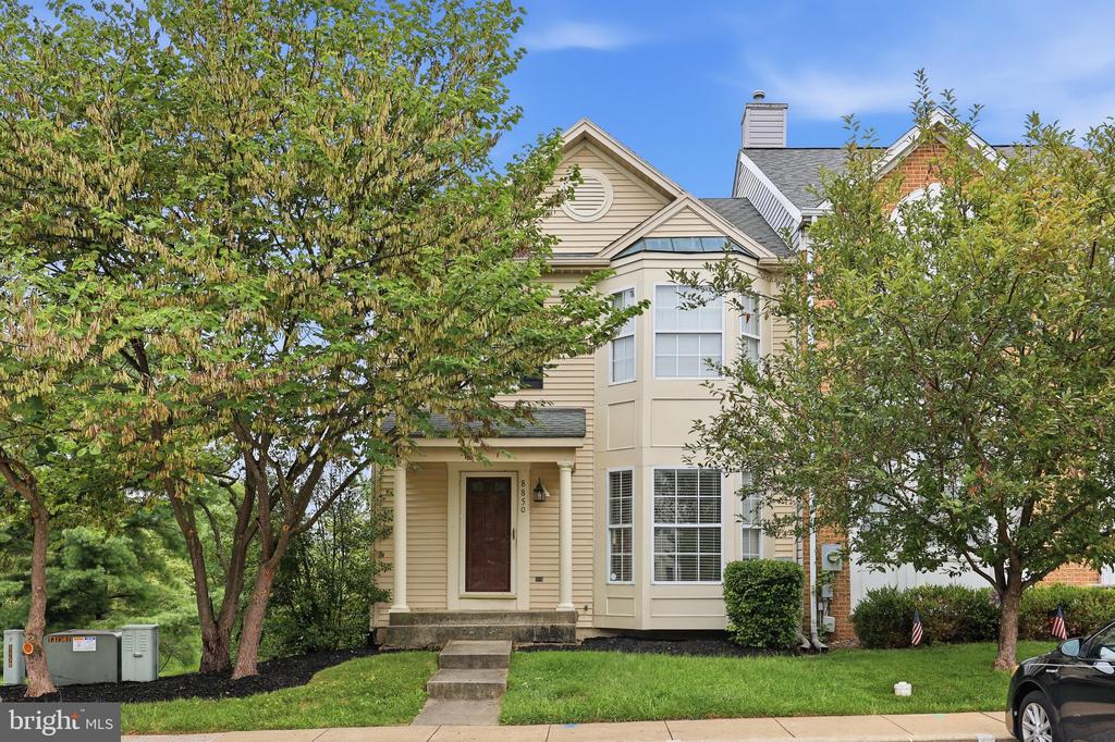 8850 BRIARCLIFF LANE
