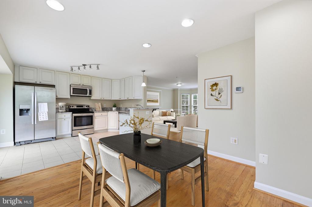 8850 BRIARCLIFF LANE