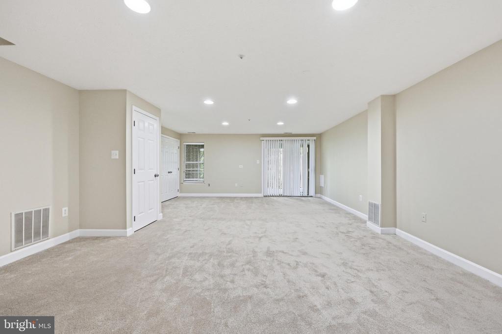 8850 BRIARCLIFF LANE