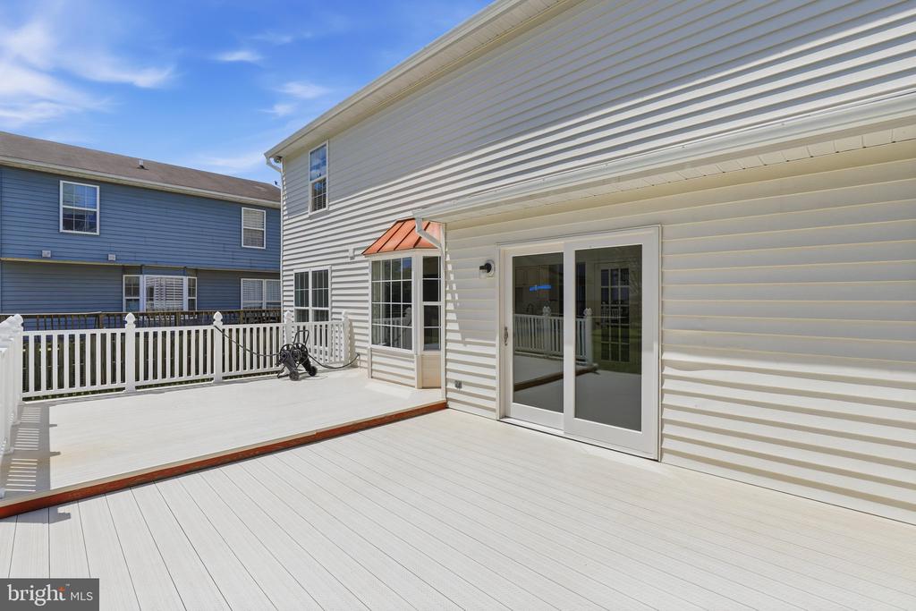 11212 KENT COURT