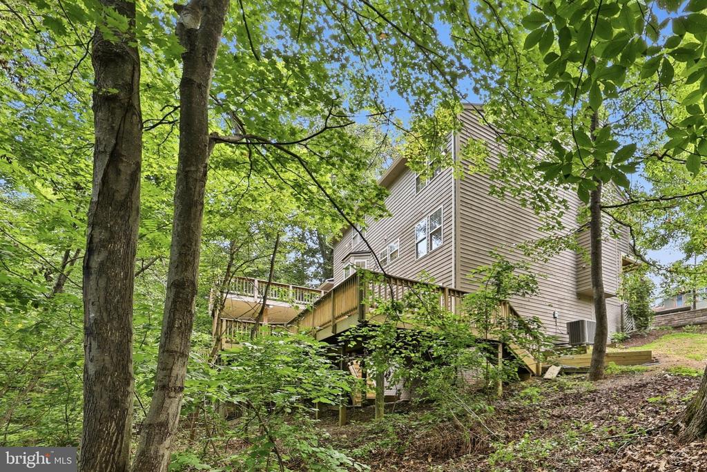 6728 OAKRIDGE ROAD