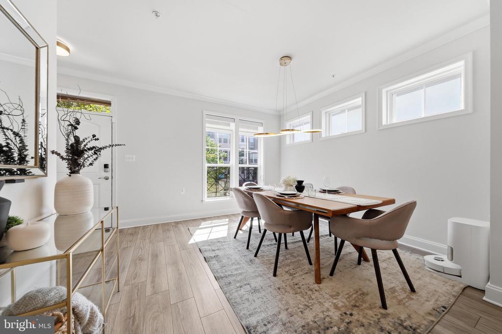 811 LINDLEY ROAD