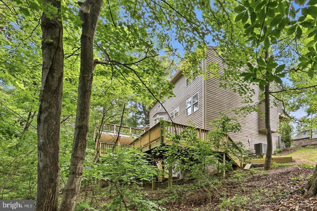 6728 OAKRIDGE ROAD