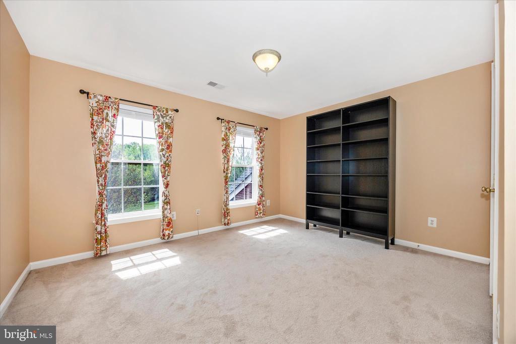 24322 RED BLAZE DRIVE