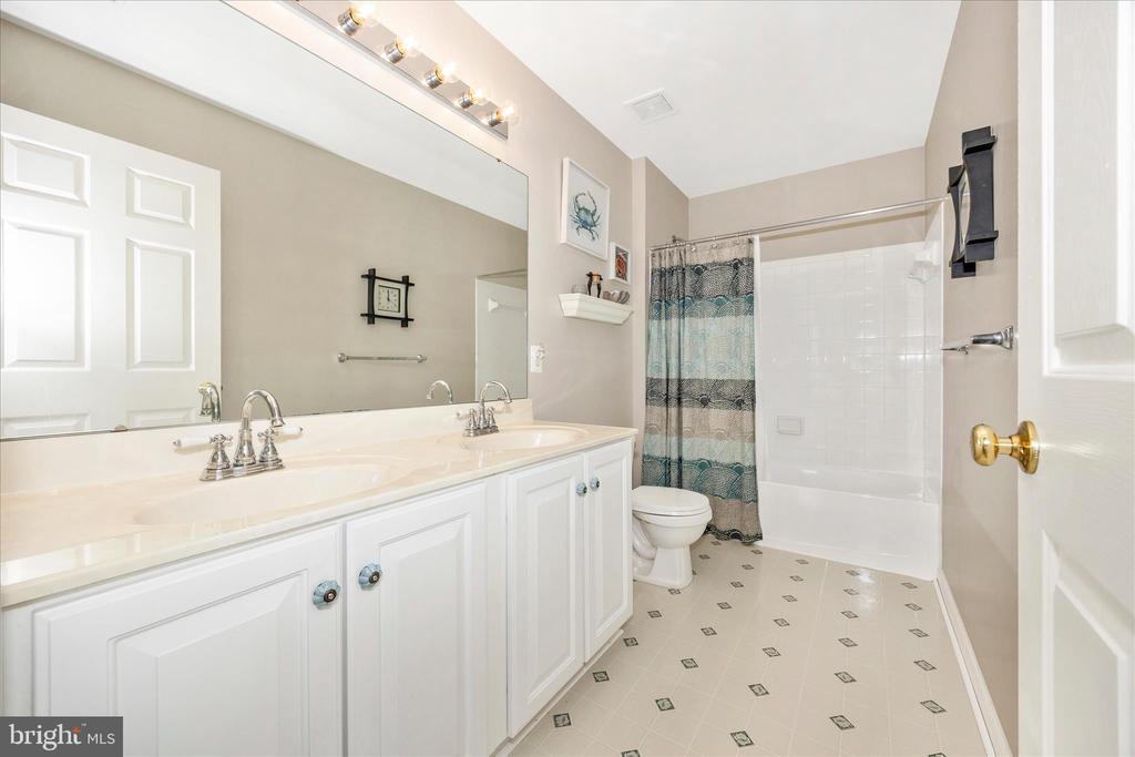 24322 RED BLAZE DRIVE