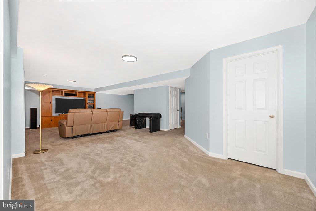 24322 RED BLAZE DRIVE