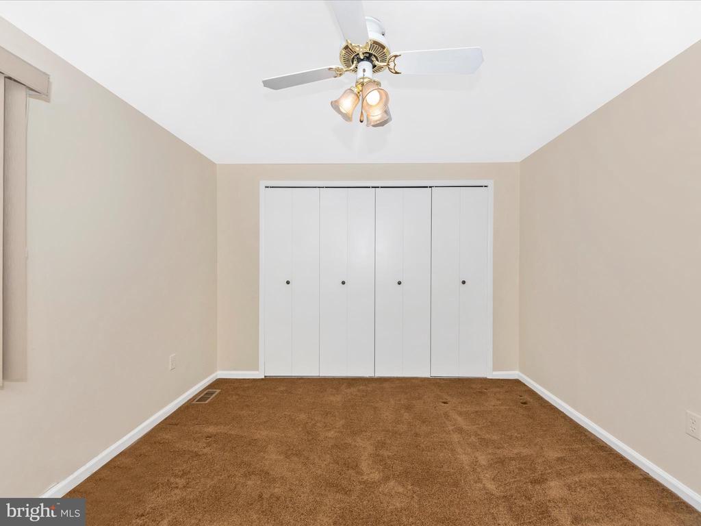 15211 NOBLEWOOD LANE