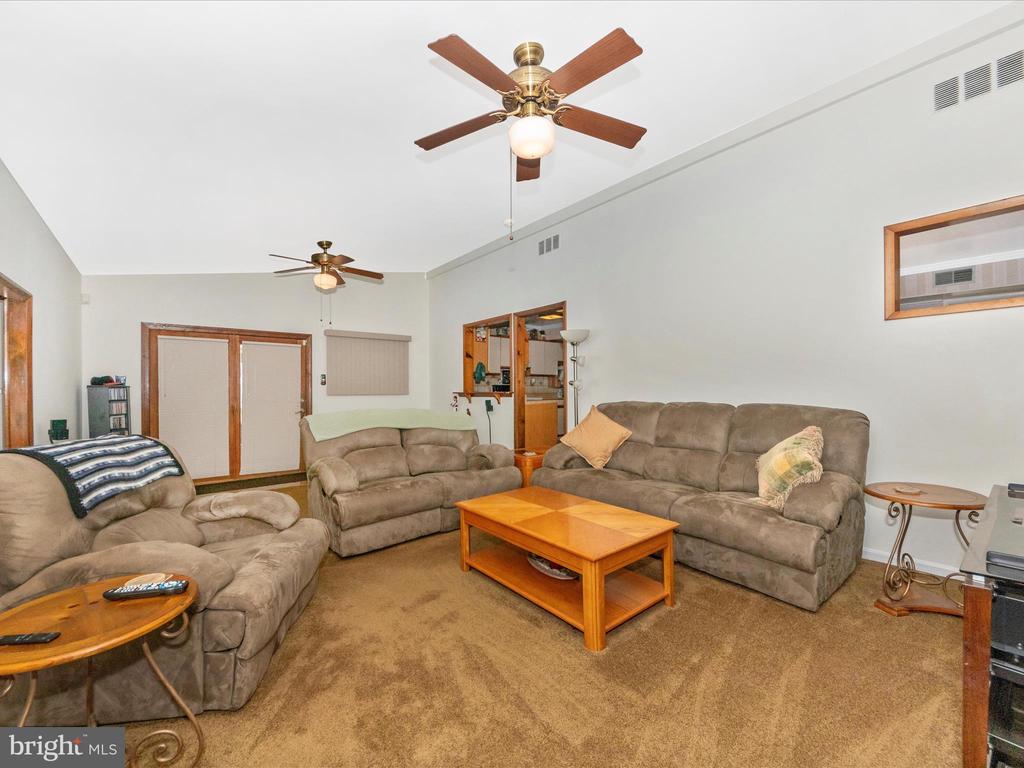 15211 NOBLEWOOD LANE