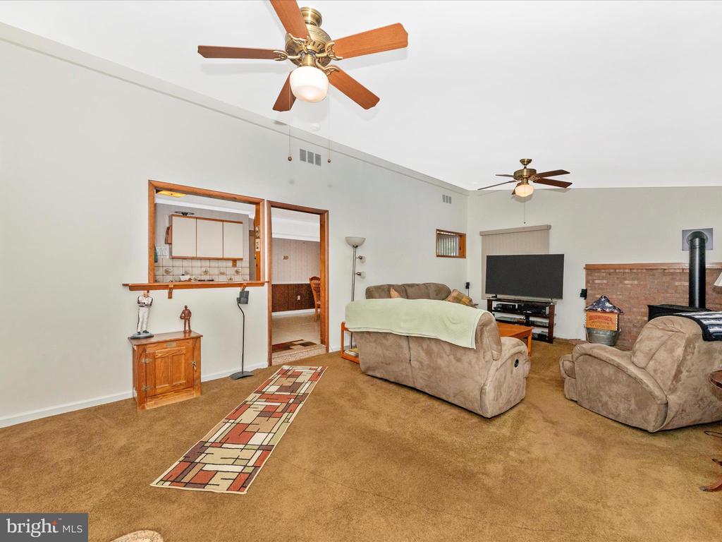 15211 NOBLEWOOD LANE